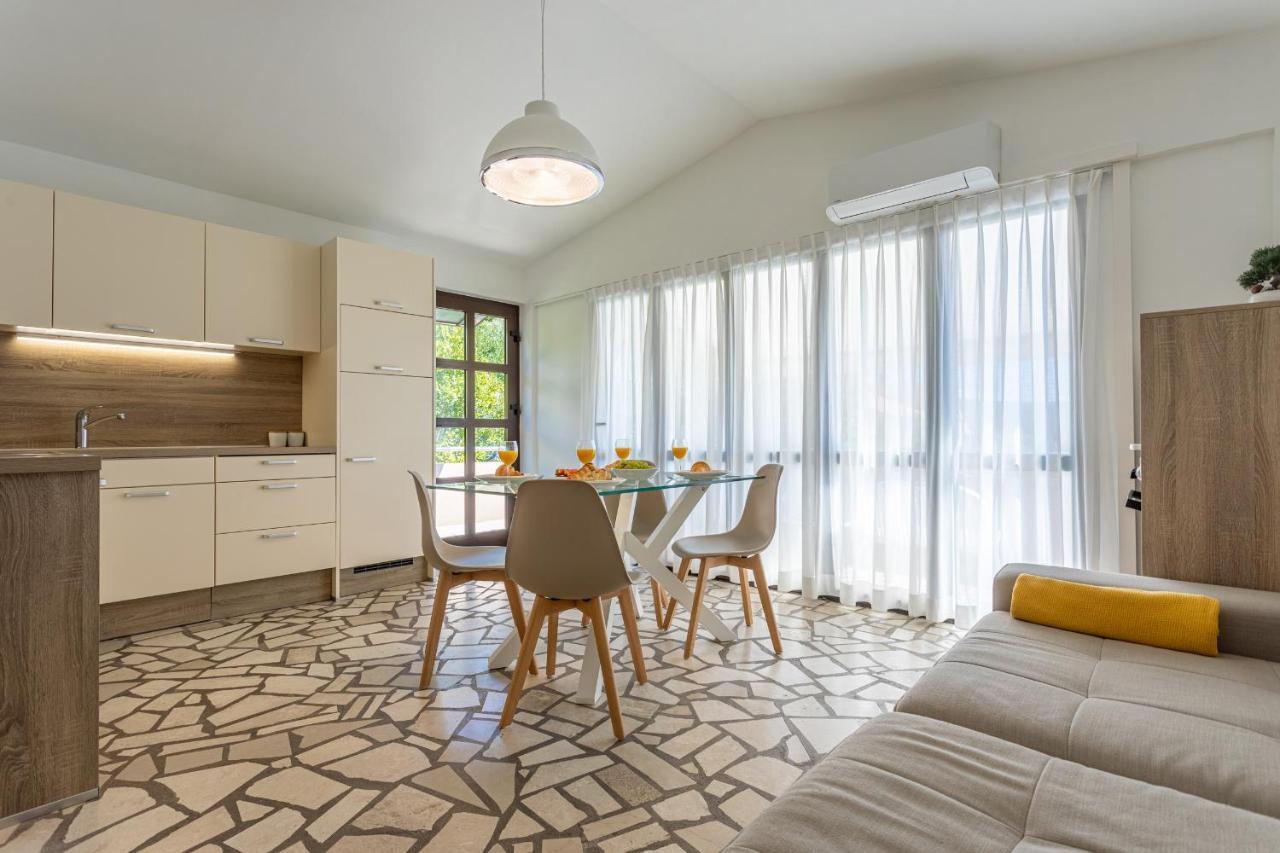 Apartments House Barbara 2 Kornić 외부 사진