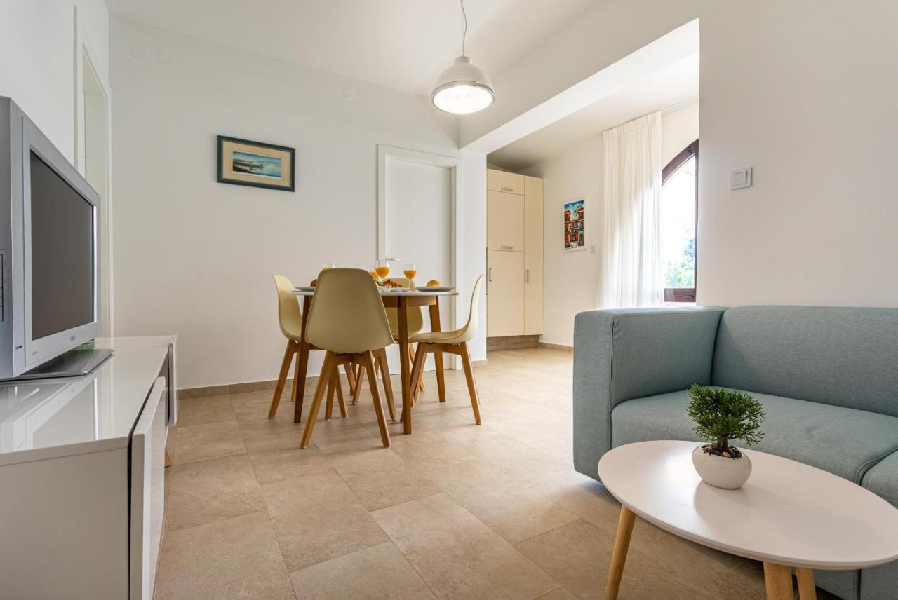 Apartments House Barbara 2 Kornić 외부 사진